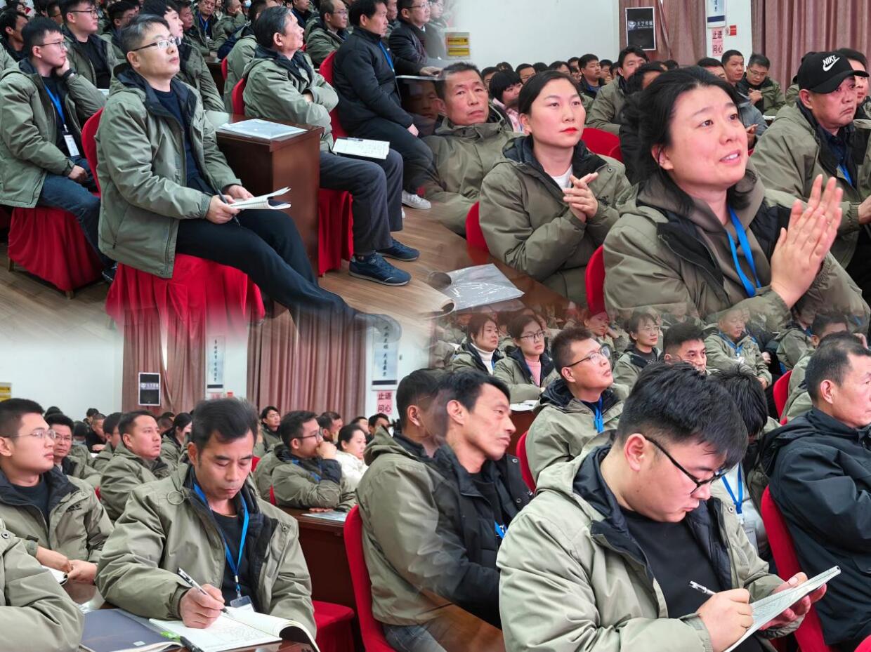 集體大學�?.jpg 集體大學�?.jpg